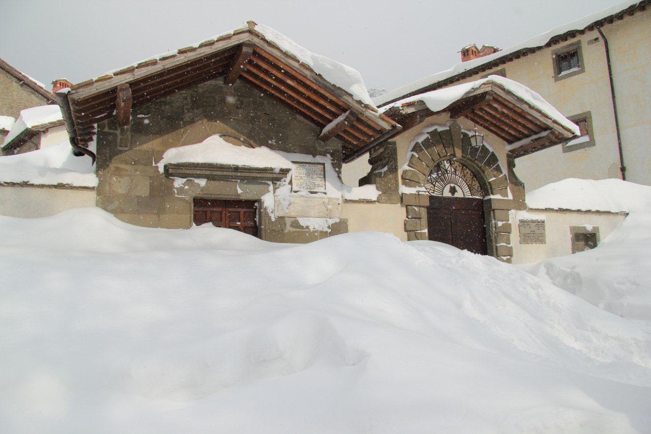 L''Eremo di Camaldoli sotto 2 metri di neve